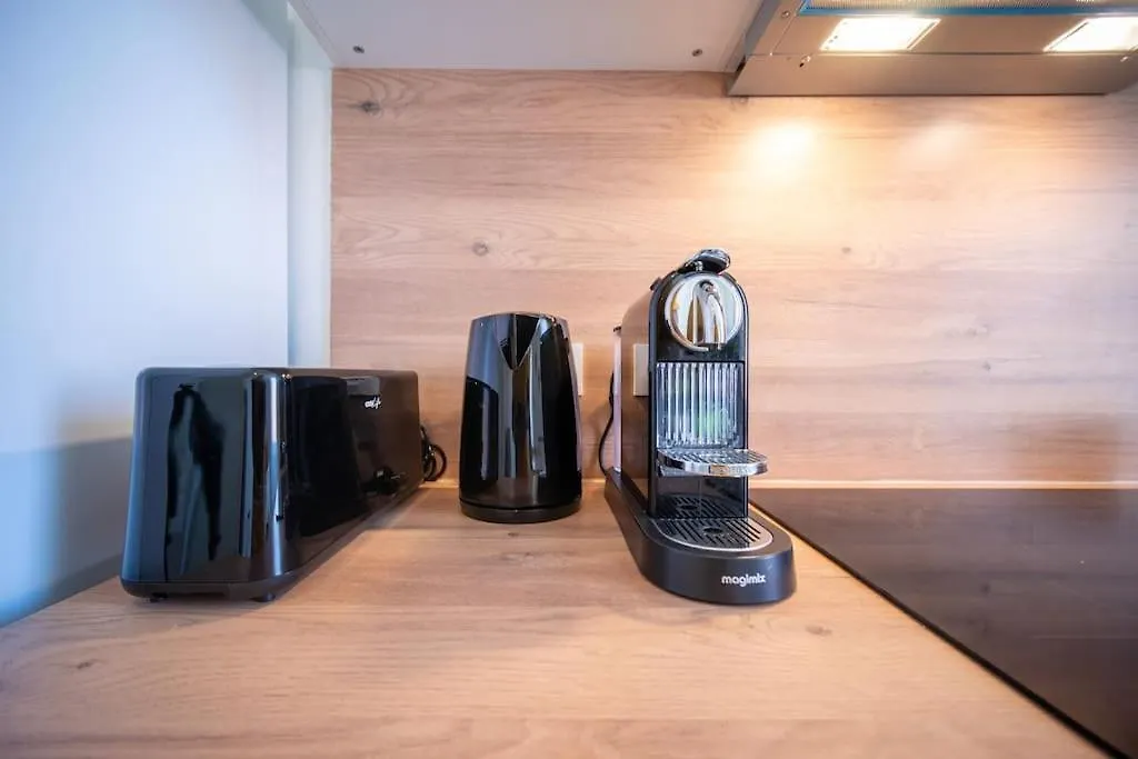 Le Cocon - Appart Neuf Clim Wifi 2 A 4 Personnes Marseille France
